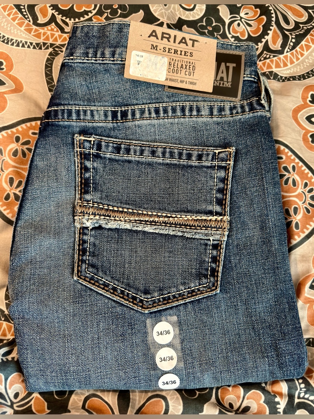 NWT mens ARIAT jeans M2 relaxed,bootcut SIZE 34x36